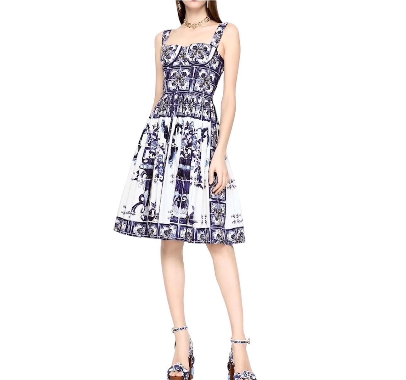 Handmade Italian designer Majolica-print blue color  midi dress push up cotton dress