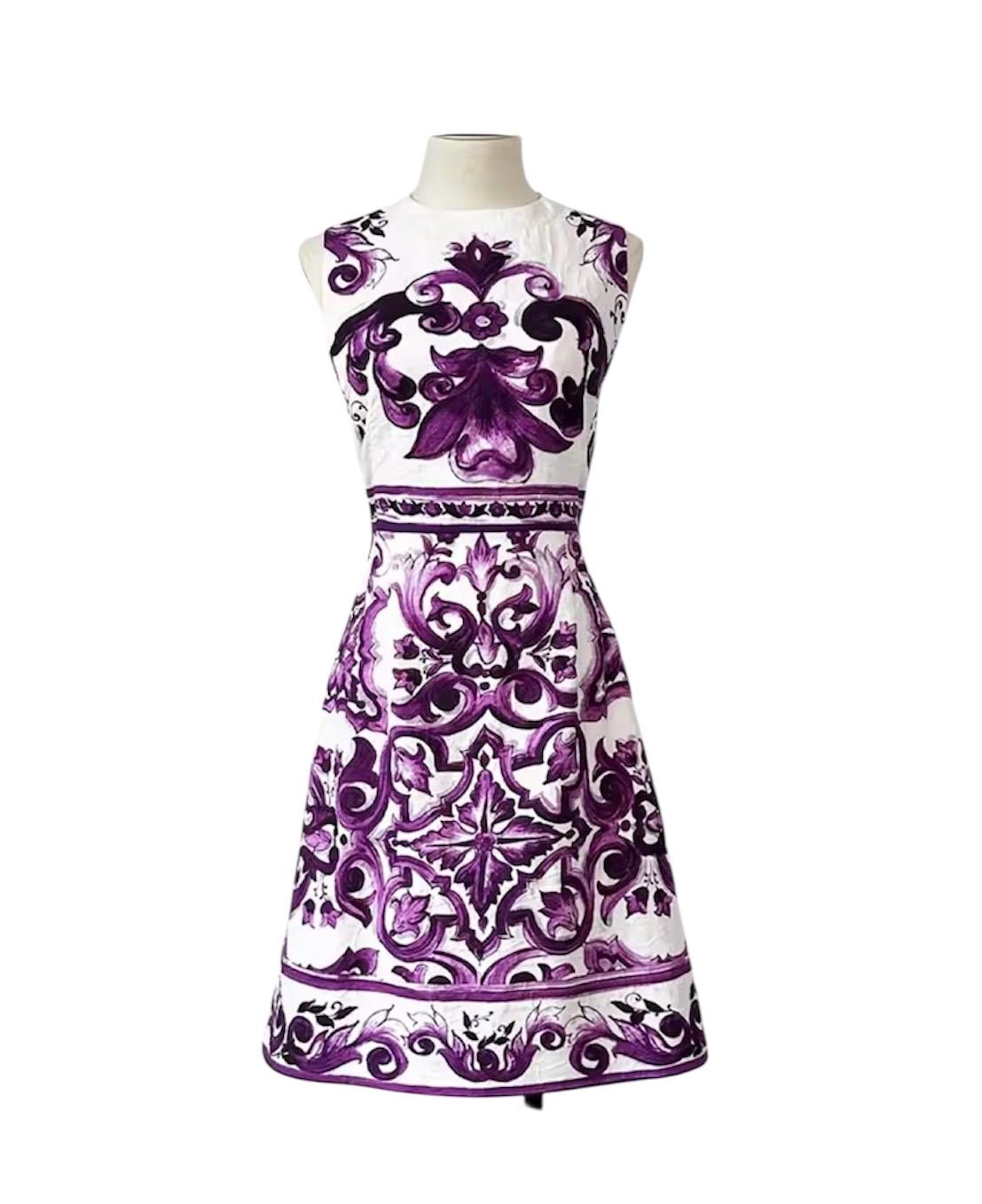 Handmade Italian designer Brocade Majolica print sleeveless mini dress, purple white Minidress summer dress