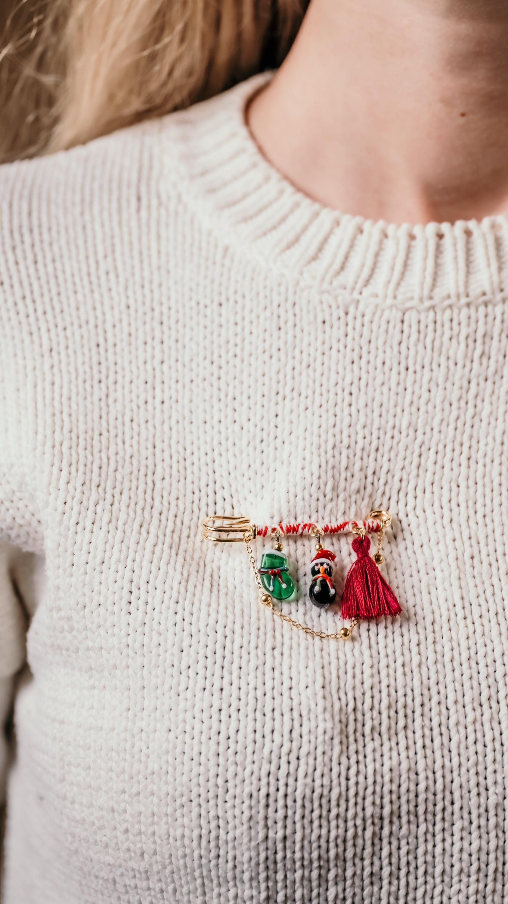 Handmade Murano Glass Christmas Brooch: Snowman or Penguin