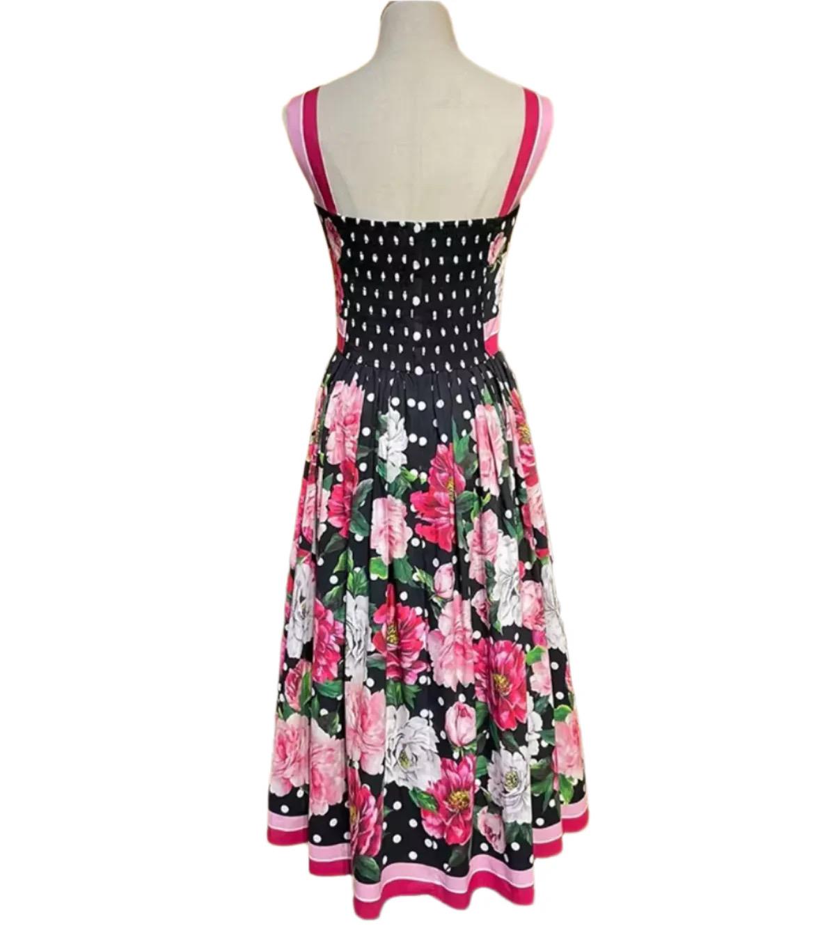 Italian Luxury designer Roses and Polka Dot print push up 100% cotton dress