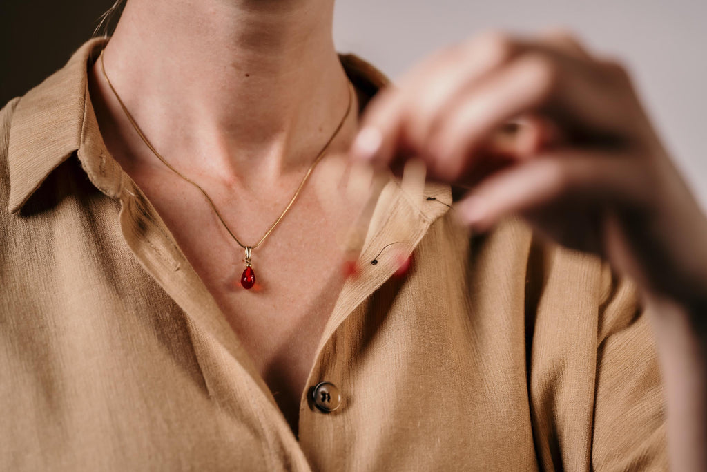 Handmade Murano Glass Pomegranate Necklace: Gold Plated Charm