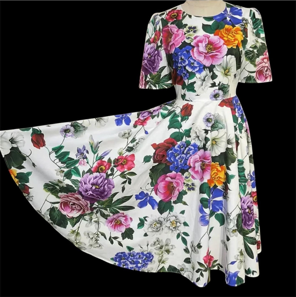 Italian Luxury designer Roses and Violets print short sleeve 100% cotton dress