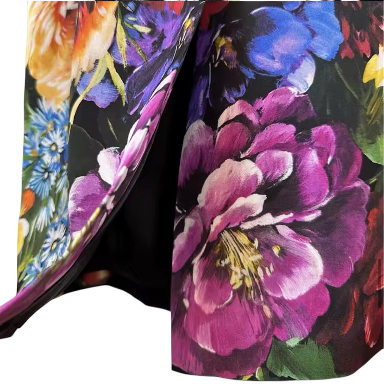 Handmade Italian Viscose Summer Dress: Floral Motif