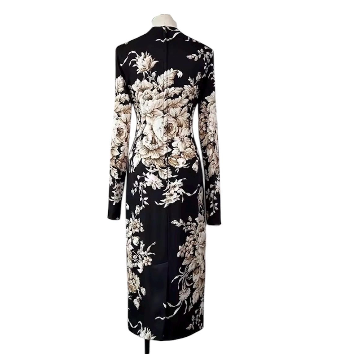 Handmade Italian Long sleeves Floral print 100% silk dress Black color
