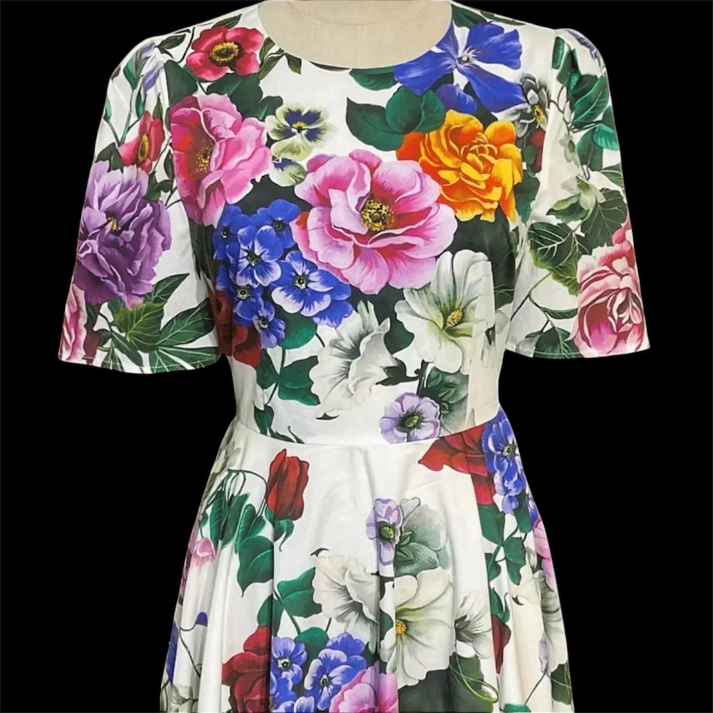 Italian Luxury designer Roses and Violets print short sleeve 100% cotton dress